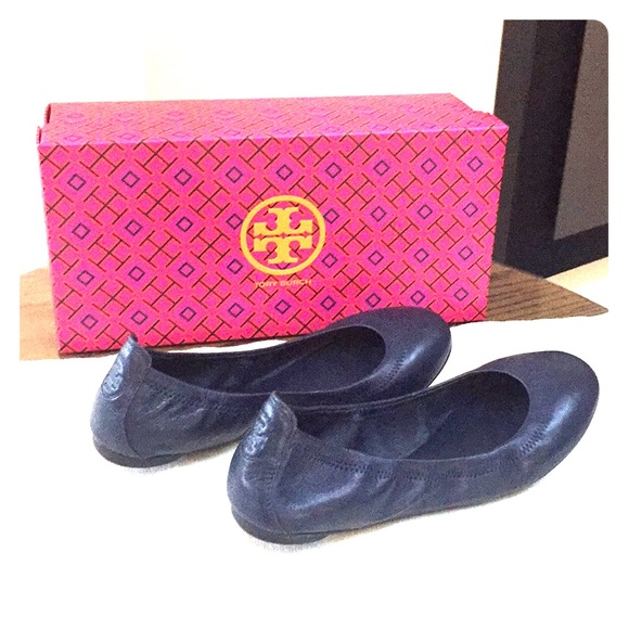 Tory Burch Shoes - ⬇️Price Drop⬇️💥EUC Tory Burch Zoe Ballet Flats💥